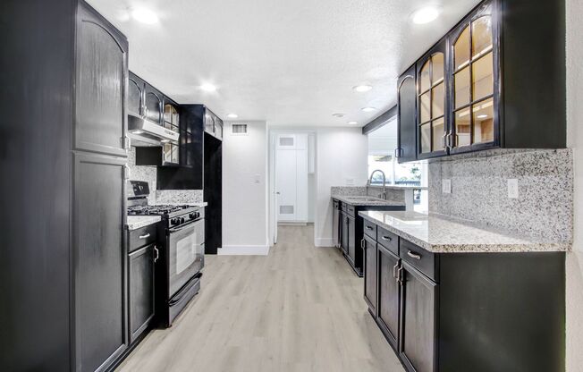 Coming soon! Single Story 3/2 Move-In Ready Rancho Cucamonga Gem for Lease!