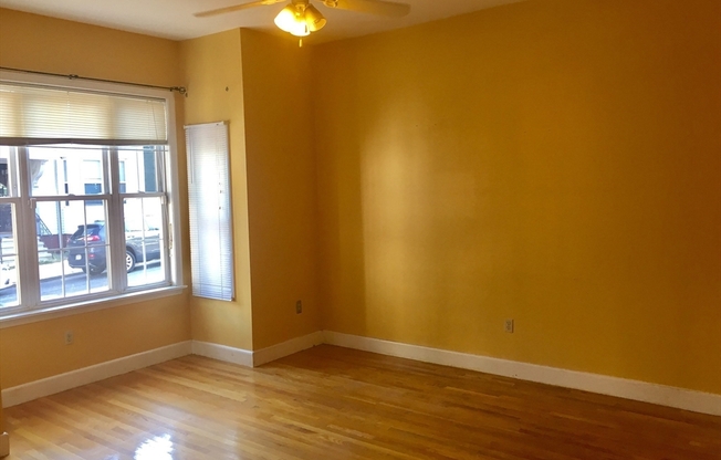 617 E 3 ST