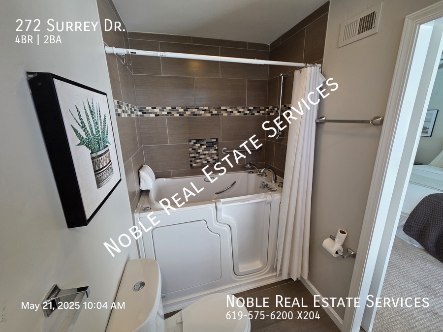 272 SURREY DR