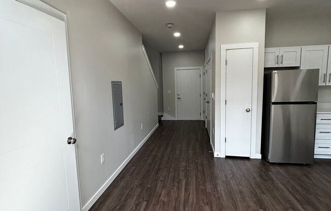 1 bed, 1.5 baths, 941 sqft, $1,765, Unit 224 - L1085 LOFT