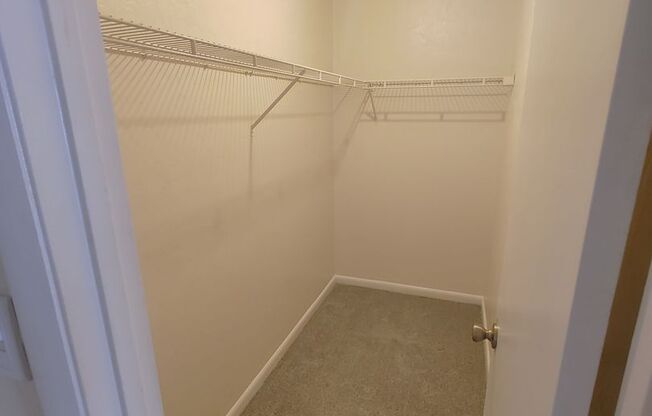 3 beds, 2.5 baths, 1,208 sqft, $1,600, Unit CW1101