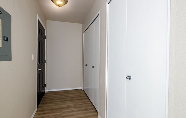 2 beds, 2 baths, 1,004 sqft, $1,625, Unit D34