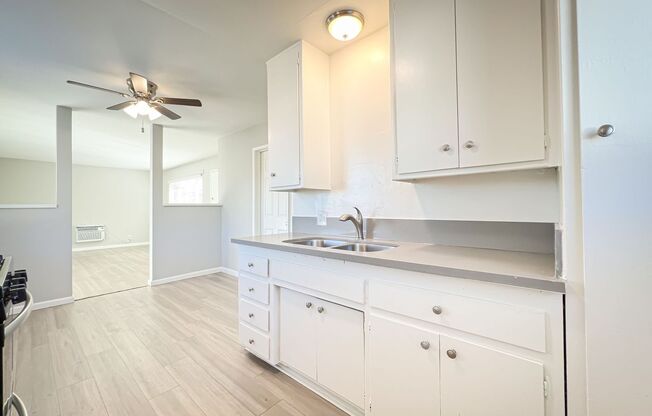 1 bed, 1 bath, 800 sqft, $1,725, Unit 932 #N