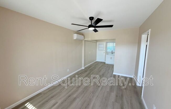 936 W Foothill Boulevard