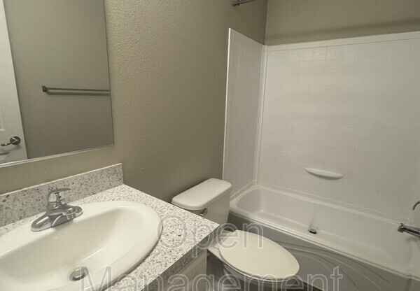 8701 NE 107th Pl