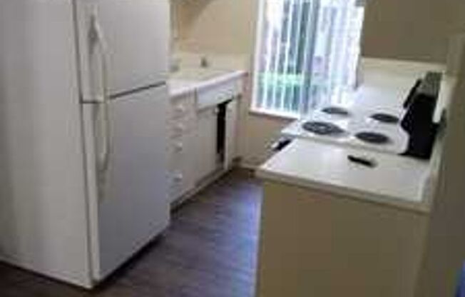 1 bed, 1 bath, 720 sqft, $1,325, Unit 152