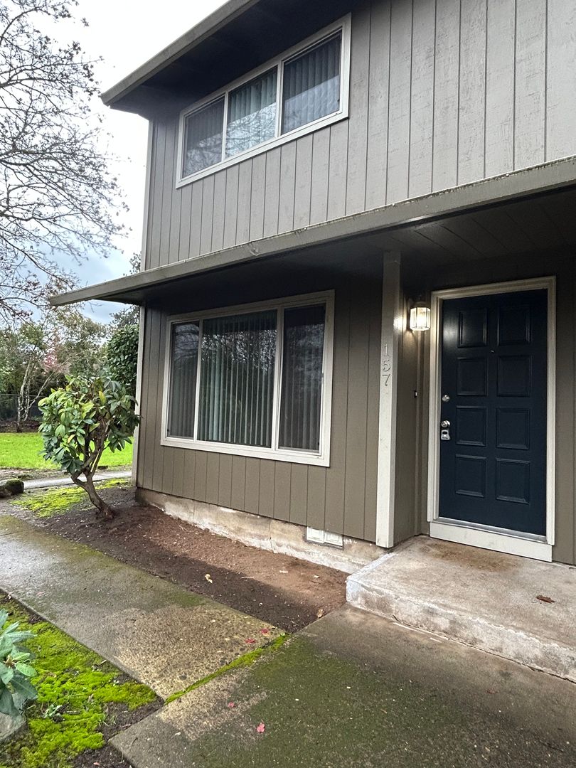 Canby Tri-Plex #15031