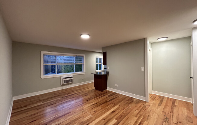 696 Elm Pl