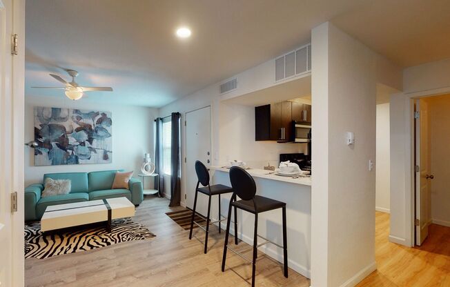 1 bed, 1.5 baths, 650 sqft, $1,375, Unit 208