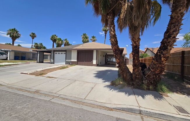 Charming Single-Story Townhome with Private Yard