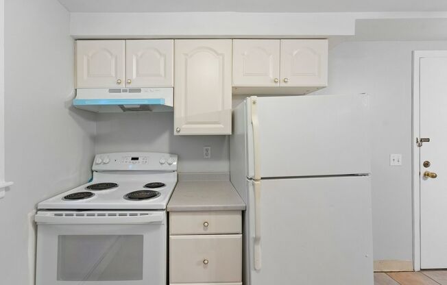 2 beds, 2 baths, 770 sqft, $1,950, Unit 264-03