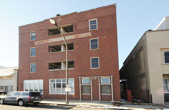 1830 RDG AVE