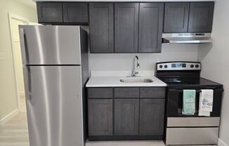 1 bed, 1 bath, 650 sqft, $1,175, Unit B302