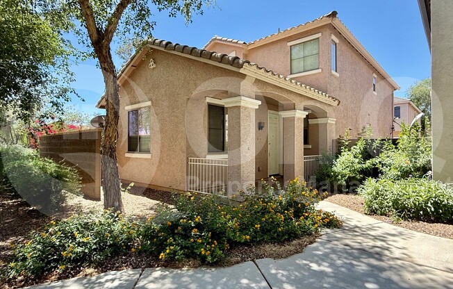 3813 E SANTA FE LN