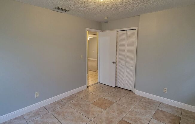 3 beds, 1 bath, $1,595