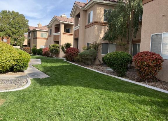 2 beds, 2 baths, 1,048 sqft, $1,500