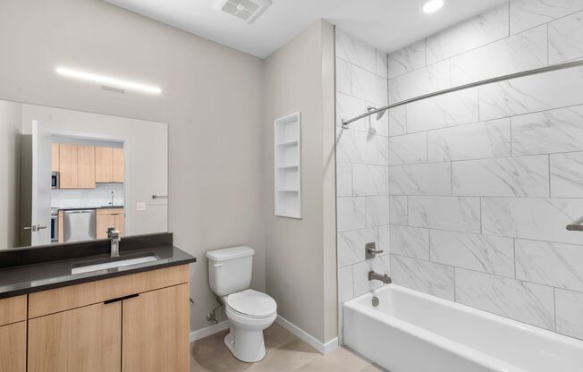 1 bed, 1 bath, 614 sqft, $2,120, Unit 423
