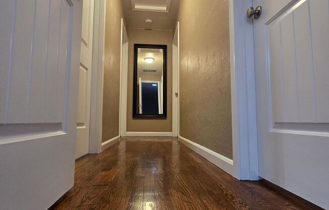 Pet Friendly Single Level 3 Bed 2 Bath Home Near I-5 in Albany!