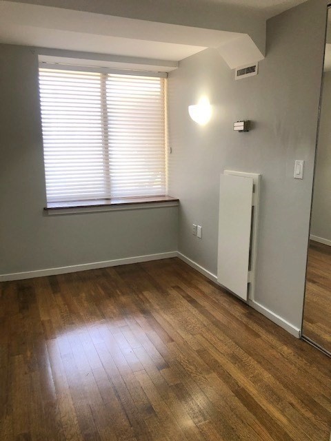 3 beds, 2.5 baths, 1,905 sqft, $6,200, Unit 20