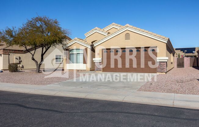 Great Home Located minutes from Freeway