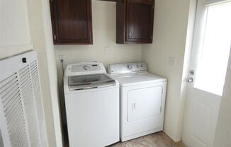 2 beds, 2 baths, $995