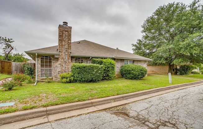 Spacious 3 Bedroom 2 Bath Half of Duplex Available- 76017