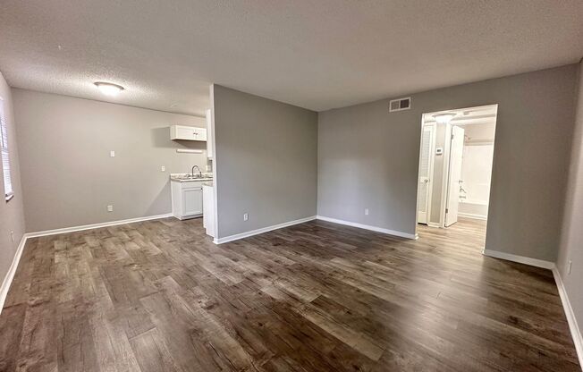 1 bed, 1 bath, $1,050