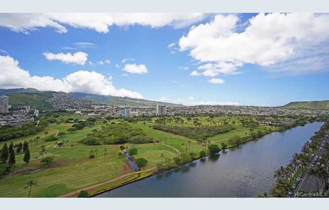 444 Nahua in Waikiki with 2 parking