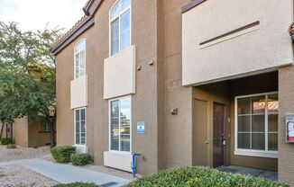 2 beds, 2 baths, $1,700, Unit # 1206