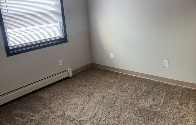 1 bed, 1 bath, 650 sqft, $599, Unit Unit 20