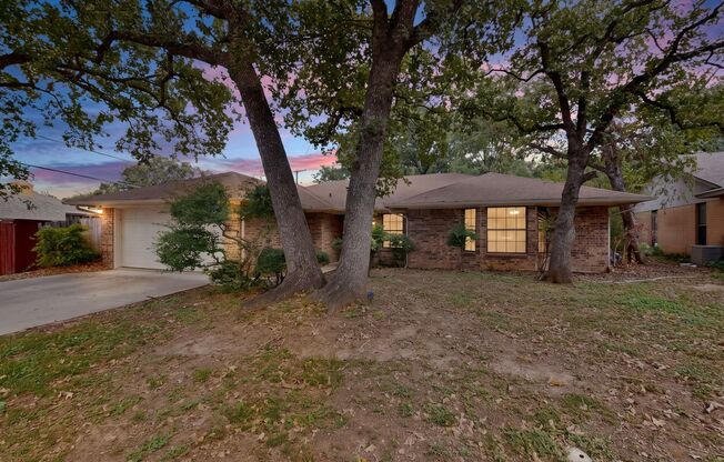 4909 CALIENTE DR