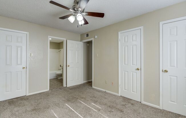 2 beds, 2 baths, 926 sqft, $737, Unit #29