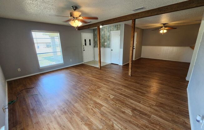Cozy 2 Bedroom Duplex in Joshua