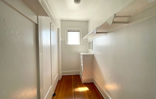 Studio, 1 bath, 400 sqft, $1,495, Unit 415