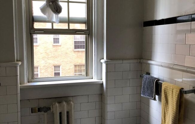 1 bed, 1 bath, 550 sqft, $1,375, Unit 402