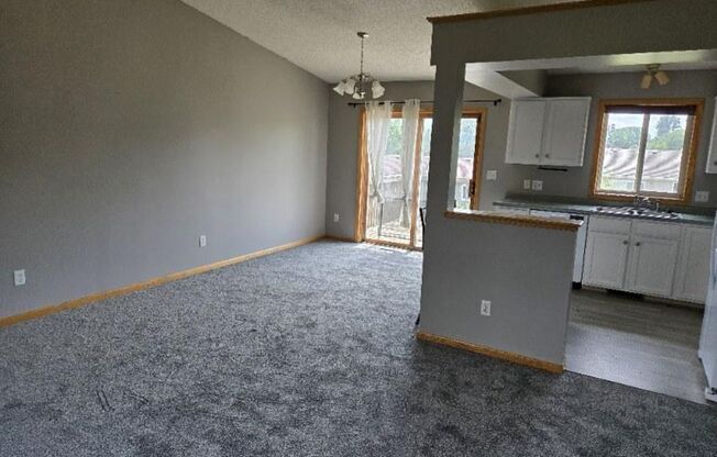 3 beds, 2 baths, $1,795