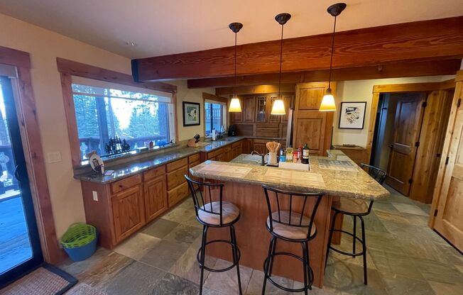 LAKE VIEW! South Lake Tahoe Rental