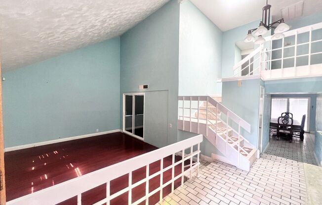 For Rent – Spacious 5 Bedroom Home with Pool!