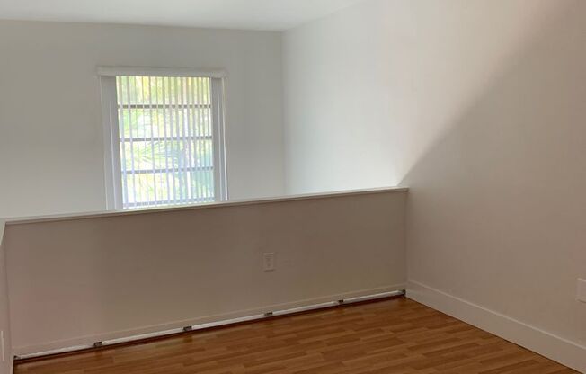 1 bed, 1 bath, $2,390, Unit 13