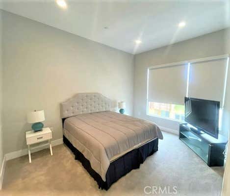 3 beds, 3 baths, 2,052 sqft, $9,000, Unit 3