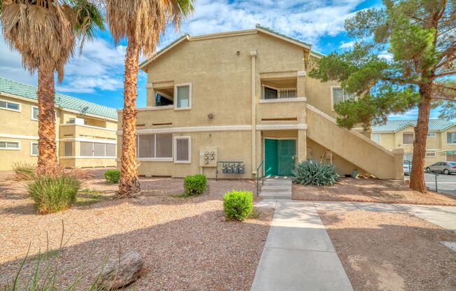 DOWNSTAIRS 2-BED, 2-BATH CONDO IN GATED COMMUNITY!