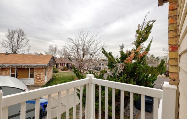 1 bed, 1 bath, 720 sqft, $1,095, Unit UNIT 12