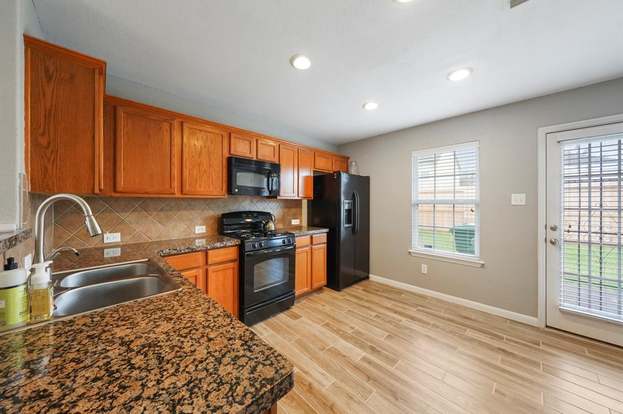 12914 BELMONT LEGEND CT