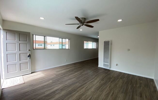 El Camino Grove Apartment Homes