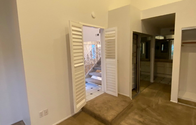 4 beds, 2.5 baths, $4,950