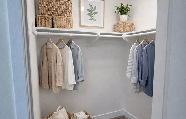 1 bed, 1 bath, 714 sqft, $1,795, Unit 042