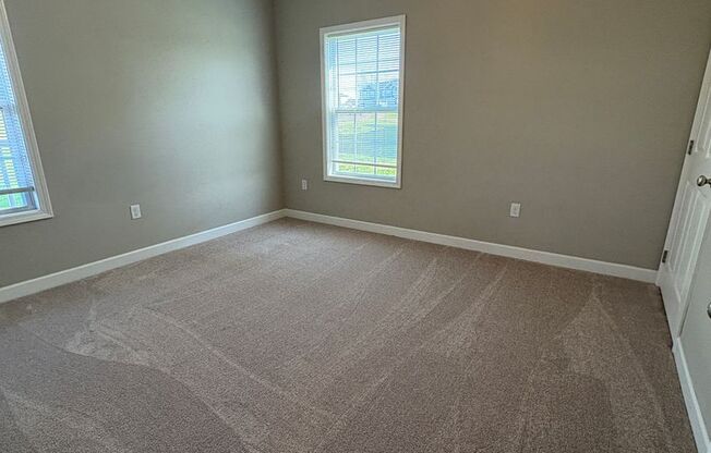 1 bed, 1 bath, 780 sqft, $795, Unit 240-A