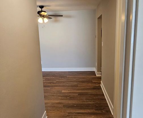 1 bed, 1 bath, 742 sqft, $825