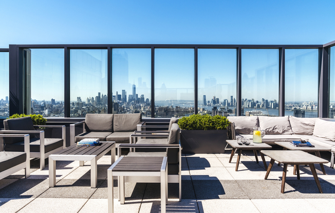 1 bed, 1 bath, $5,125, Unit 12C