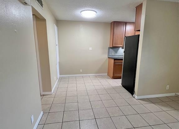1601 ENFIELD RD